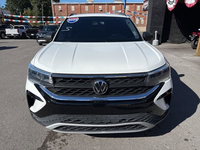 Used 2022 Volkswagen Taos S image 4
