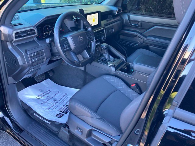 Certified 2026 Toyota Tacoma SR w/ SR Upgrade Package AWD/4WD image 15