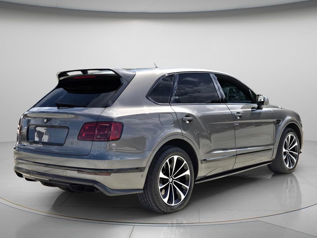 Used 2018 Bentley Bentayga image 7