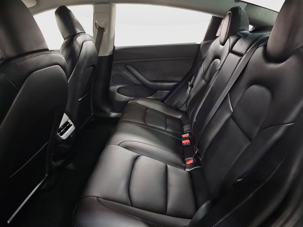 Used 2023 Tesla Model 3 Standard Range image 21