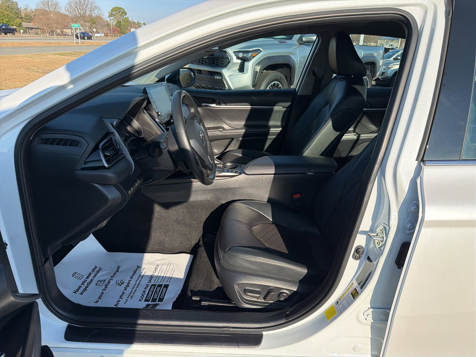 Used 2024 Toyota Camry XSE image 5