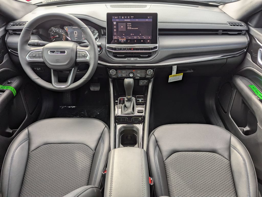 New 2026 Jeep Compass Latitude AWD/4WD image 15