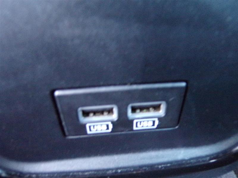 Used 2017 Chrysler 300 S image 29