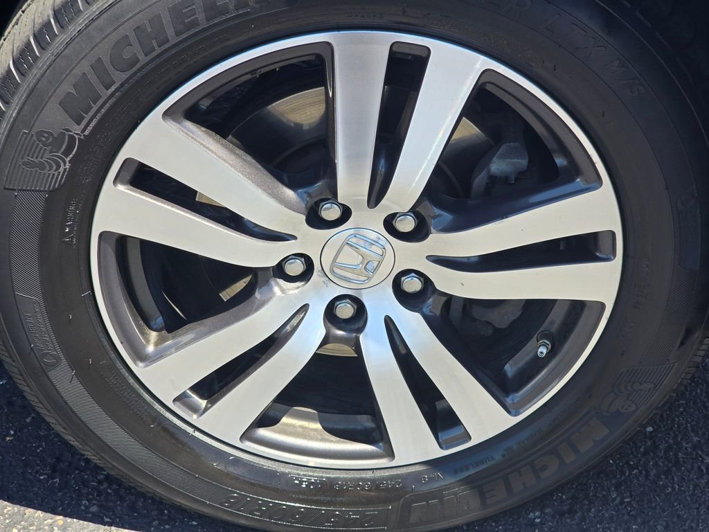 Used 2017 Honda Pilot EX-L image 10