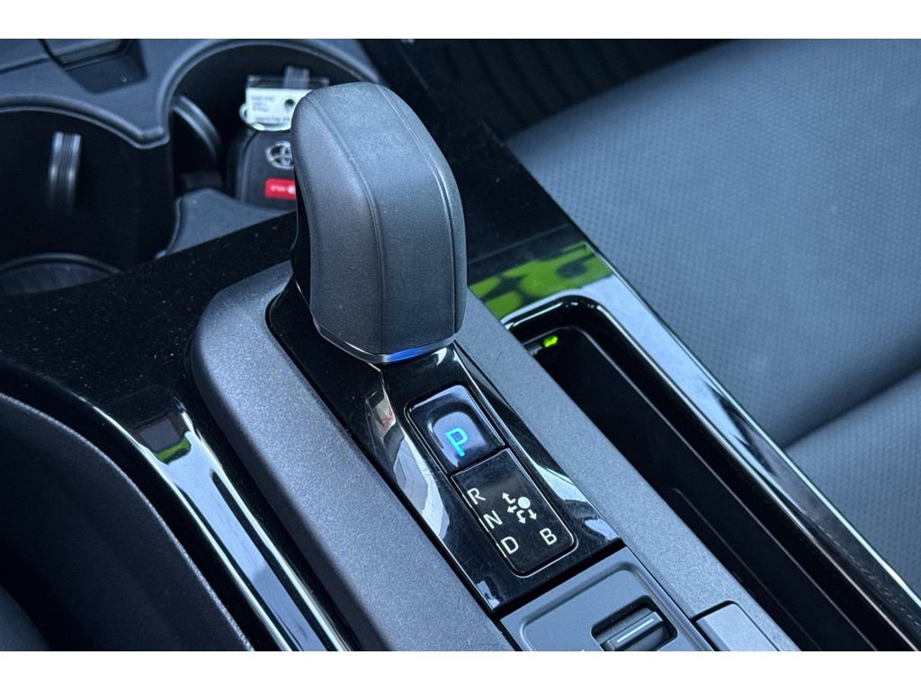Used 2024 Toyota Prius XLE image 23