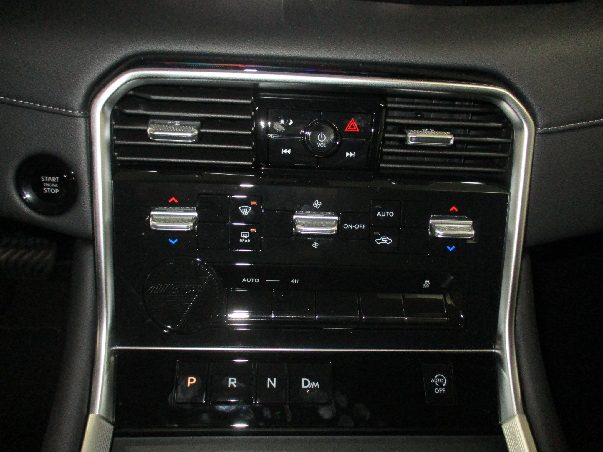 New 2026 Nissan Armada SV image 22