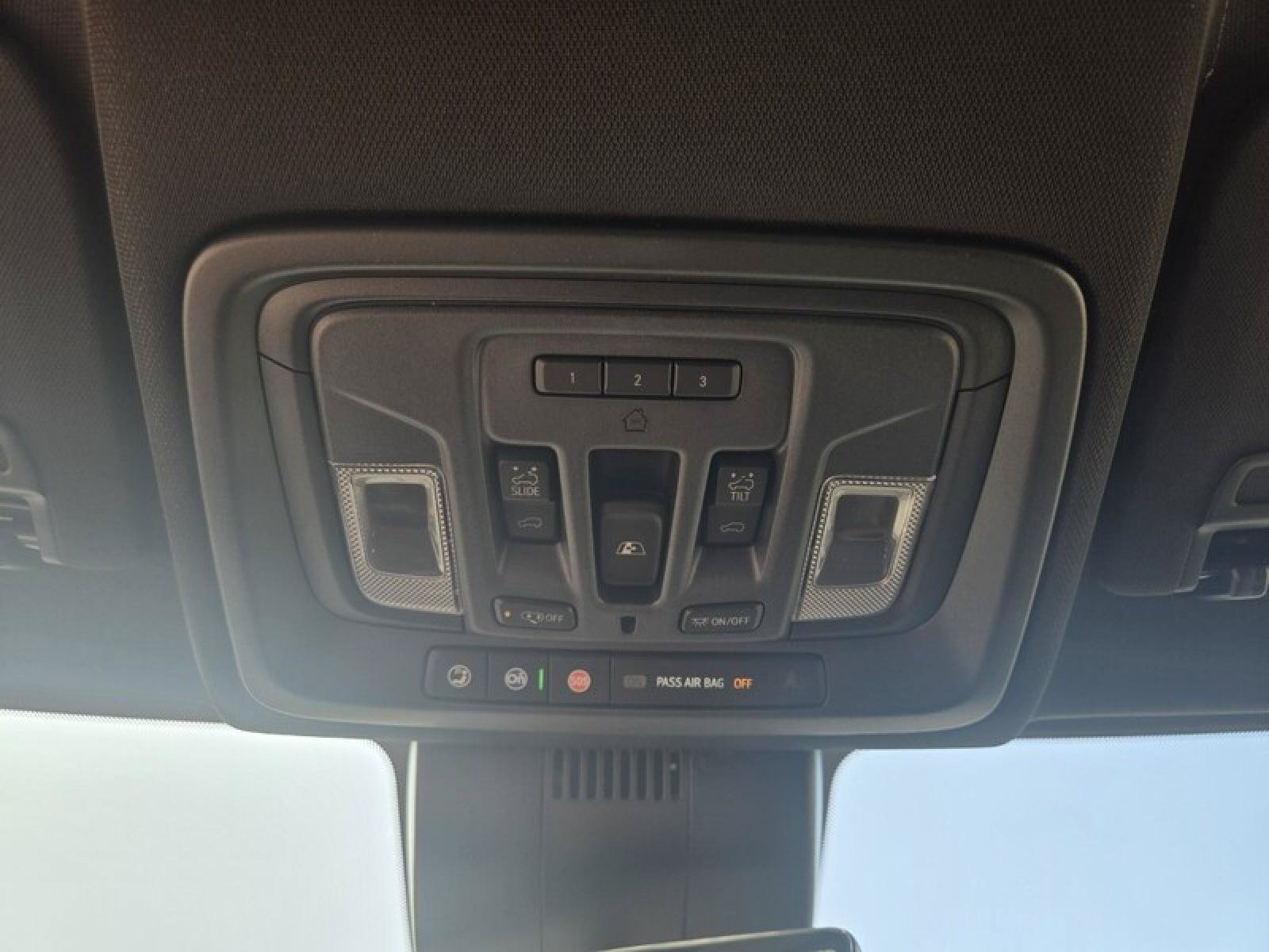 New 2026 GMC Sierra 1500 AT4 w/ AT4 Premium Package AWD/4WD image 17