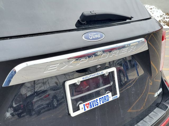 Used 2022 Ford Explorer XLT w/ Equipment Group 202A image 30