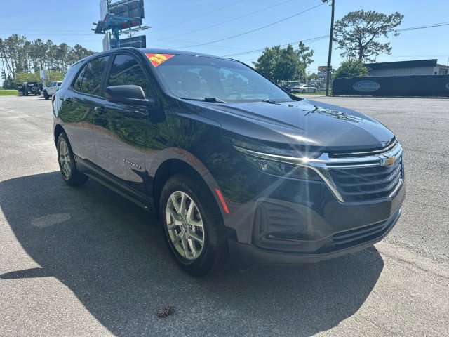 Used 2023 Chevrolet Equinox LS image 7