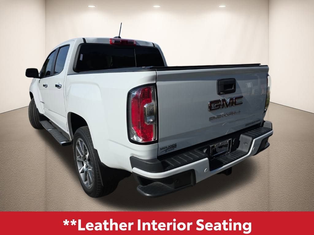 Used 2022 GMC Canyon Denali image 4