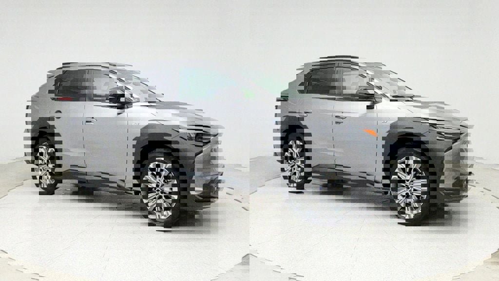 Used 2023 Subaru Solterra AWD image 3