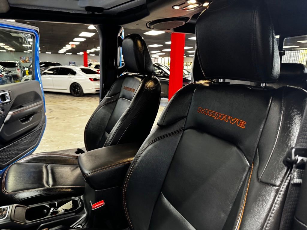 Used 2023 Jeep Gladiator Mojave w/ Cold Weather Group image 35