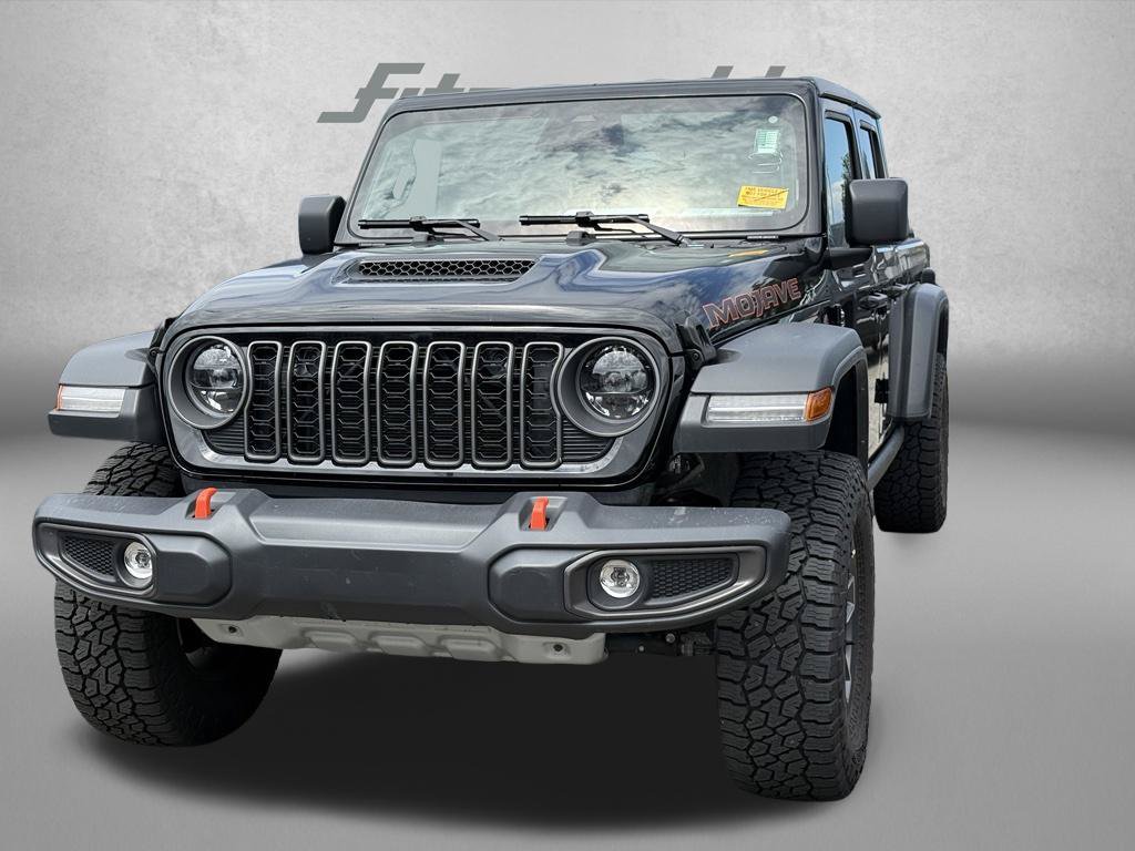 Used 2026 Jeep Gladiator Mojave AWD/4WD image 2