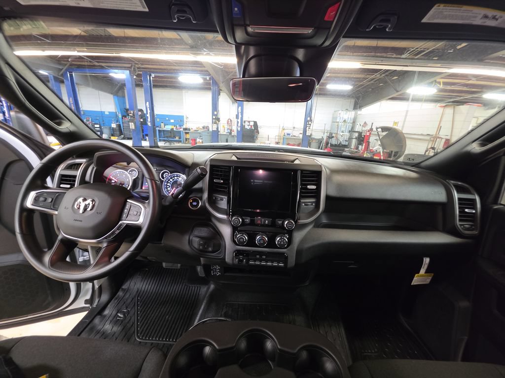New 2026 RAM 5500 Tradesman w/ Chrome Appearance Group AWD/4WD image 16