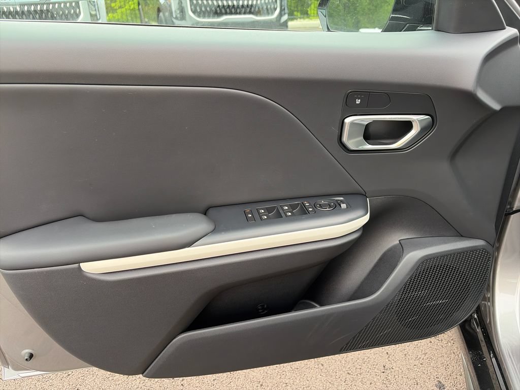 New 2026 Kia K4 GT-Line FWD image 17