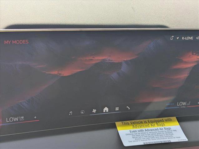 Used 2025 BMW X3 xDrive30i w/ Convenience Package image 11