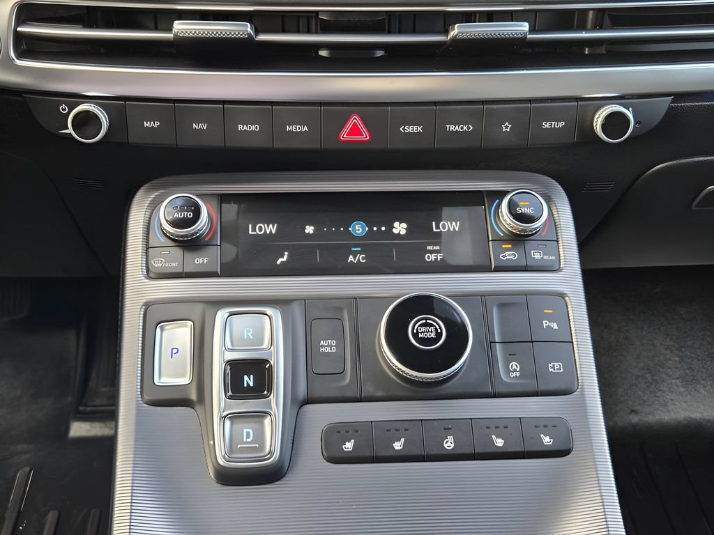 Used 2023 Hyundai Palisade Calligraphy FWD image 18