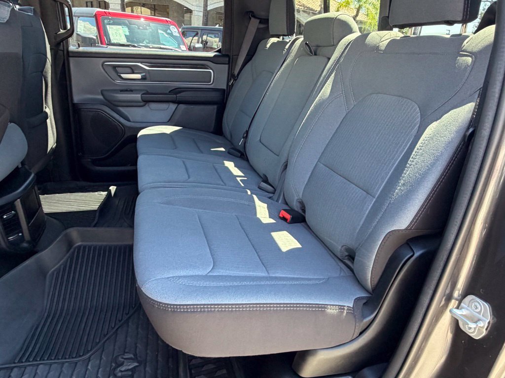 Used 2022 RAM 1500 Big Horn AWD/4WD image 37