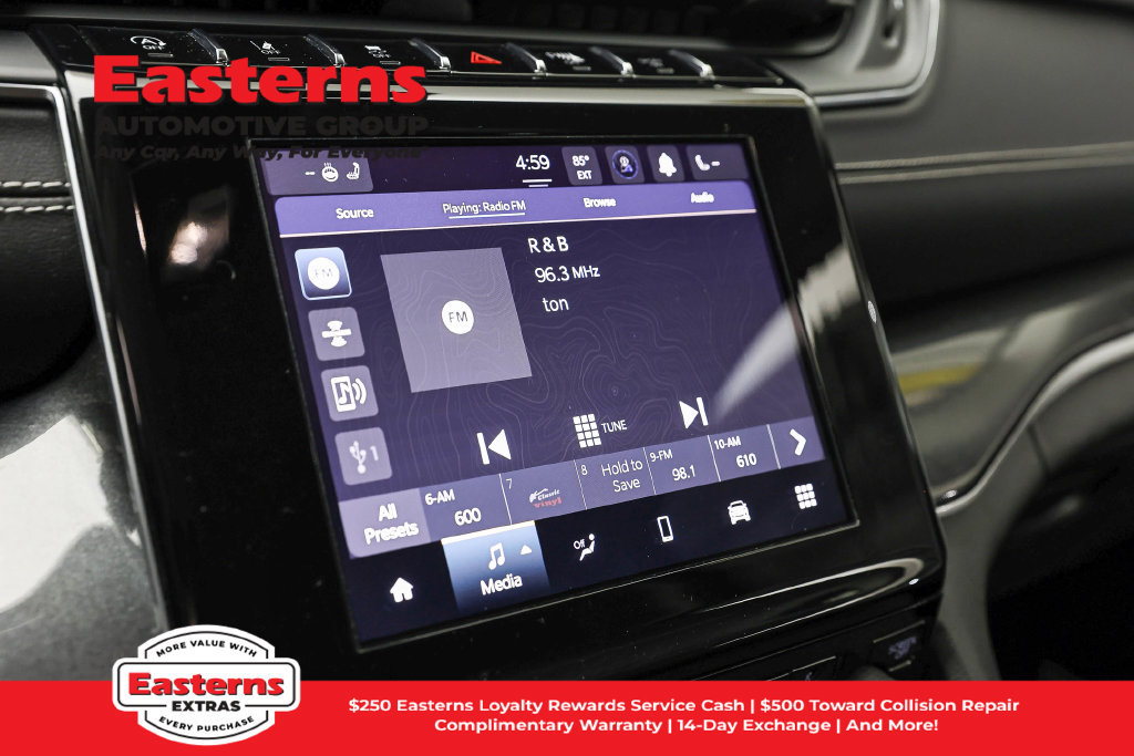 Used 2022 Jeep Grand Cherokee L Laredo w/ Luxury Tech Group I AWD/4WD image 20