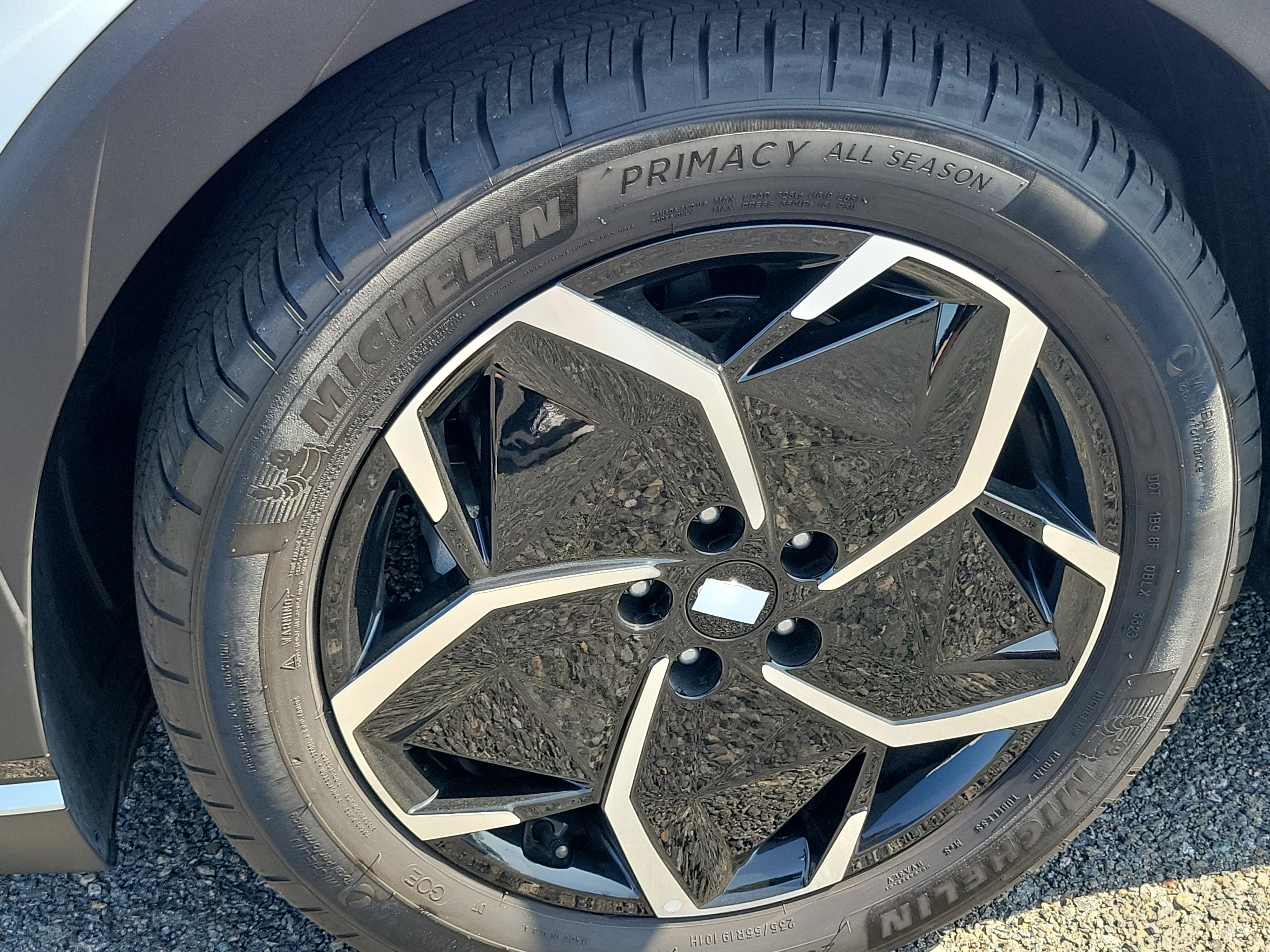 Certified 2024 Hyundai Ioniq 5 SEL RWD image 7