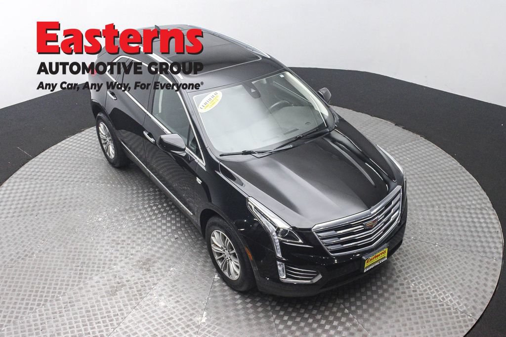Used 2018 Cadillac XT5 Luxury w/ Driver Awareness Package AWD/4WD image 3