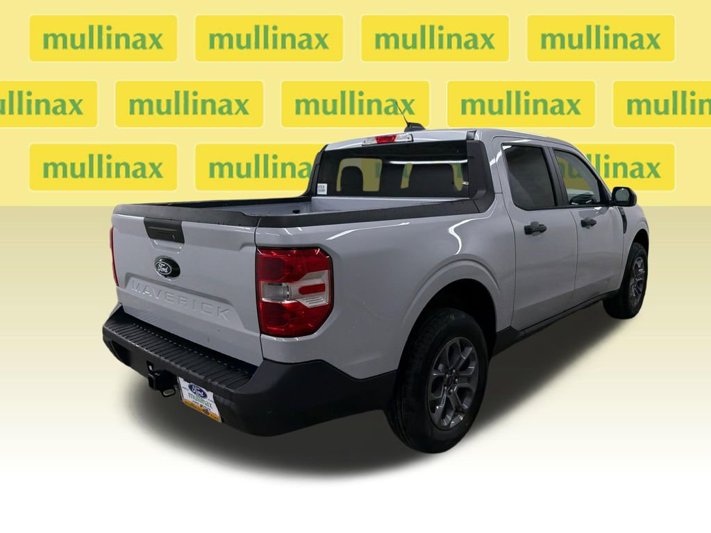 New 2026 Ford Maverick XLT w/ XLT Luxury Package FWD image 3