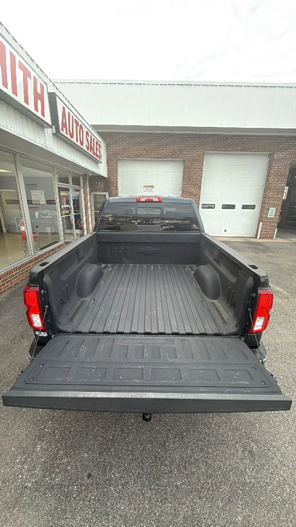 Used 2017 Chevrolet Silverado 1500 LTZ w/ LTZ Plus Package image 35