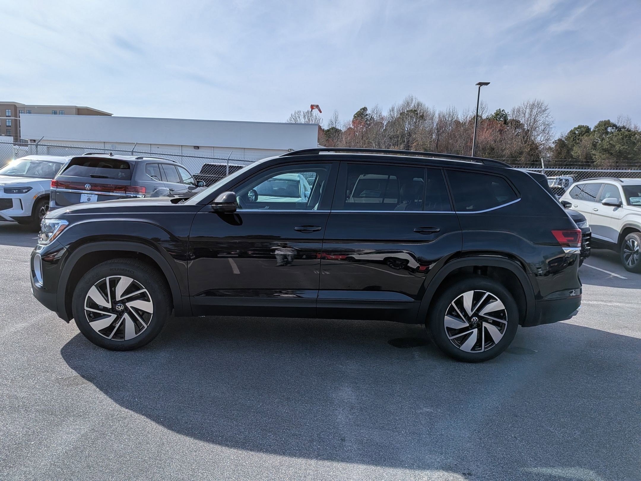 New 2026 Volkswagen Atlas SE AWD/4WD image 6