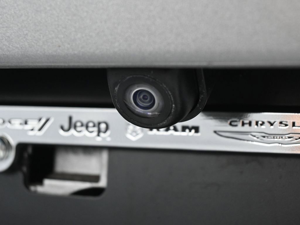 Used 2022 Genesis GV70 2.5T w/ Advanced Package image 39