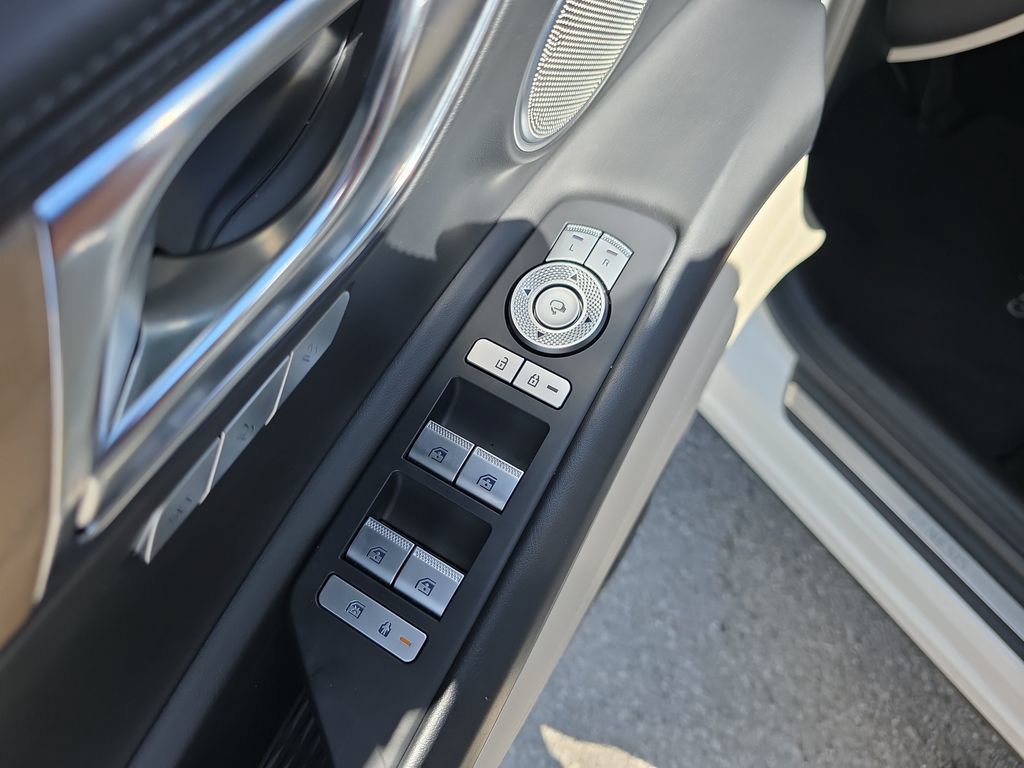 Used 2024 Genesis GV80 3.5T w/ Prestige Package AWD/4WD image 19
