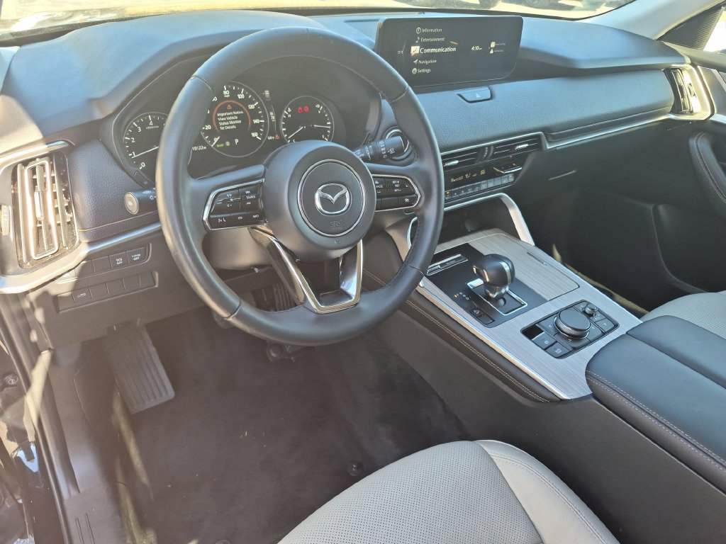 Used 2024 MAZDA CX-90 3.3 Turbo w/ Preferred Plus AWD/4WD image 12