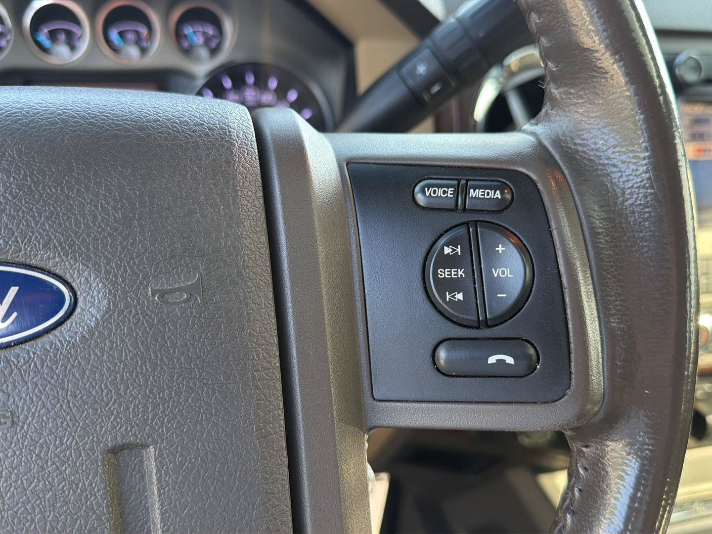 Used 2012 Ford F350 Lariat w/ Lariat Ultimate Pkg AWD/4WD image 21