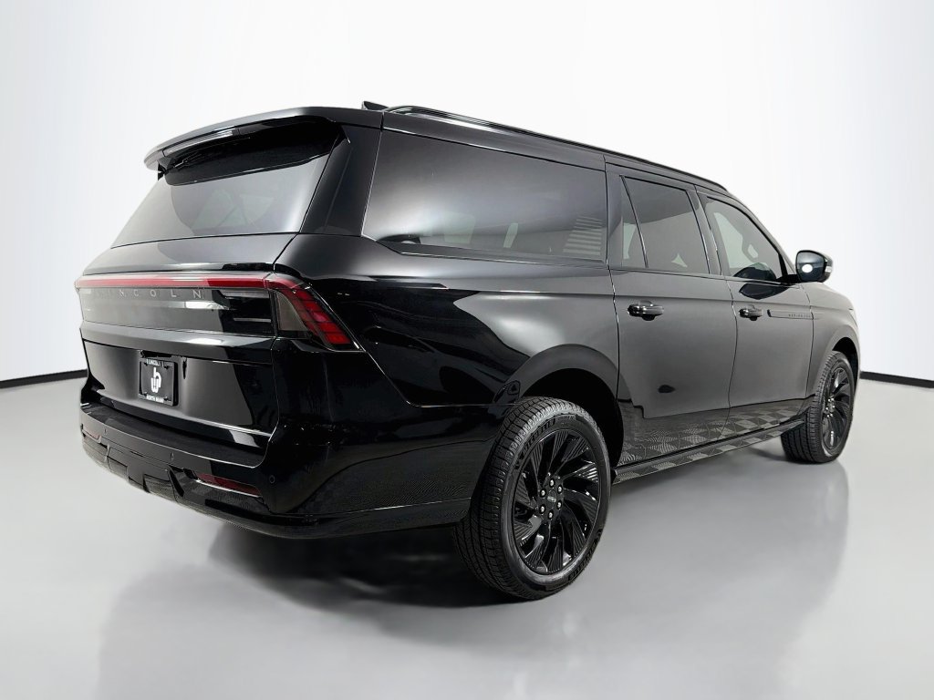 New 2027 Lincoln Navigator L Reserve w/ Jet Appearance Package RWD image 5