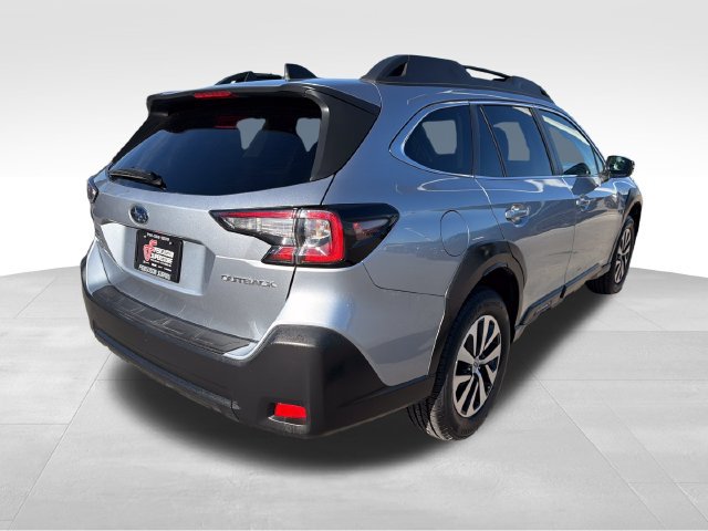 Used 2024 Subaru Outback Premium w/ Popular Package #1A AWD/4WD image 7