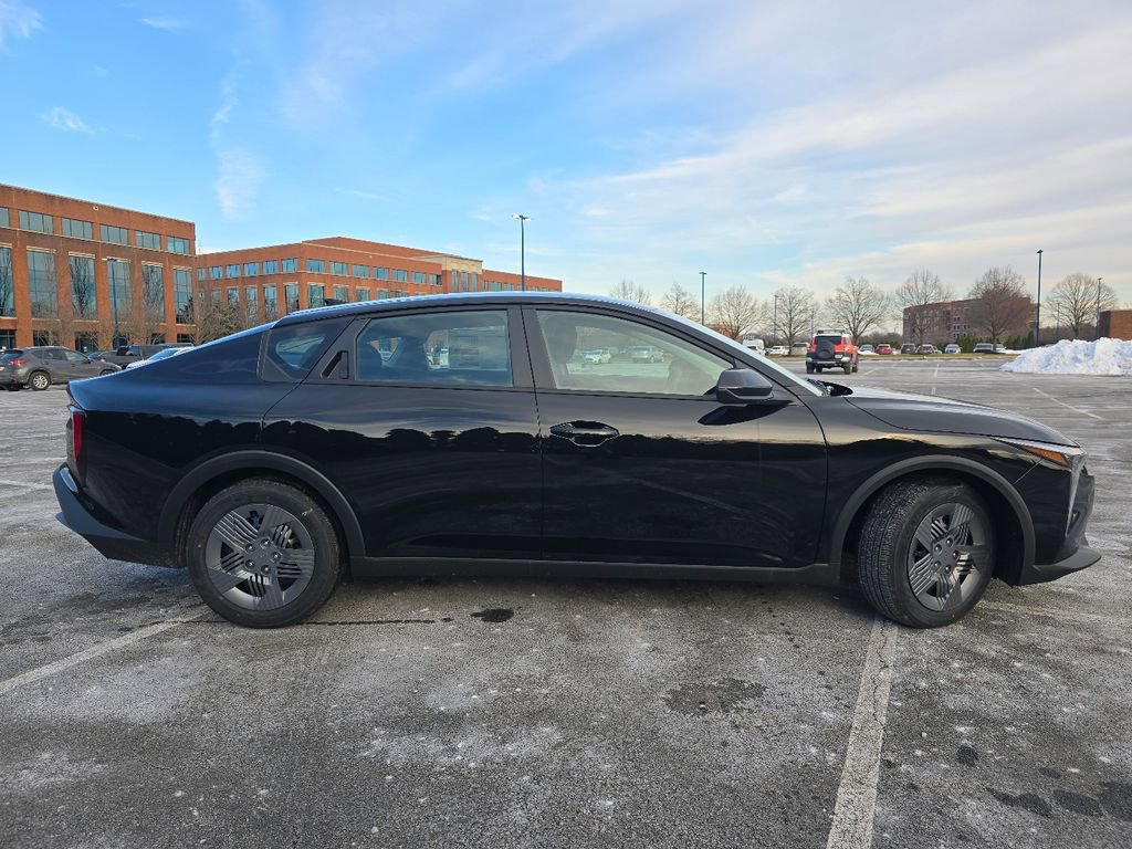 New 2025 Kia K4 LX image 14