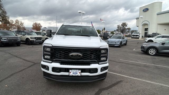 New 2026 Ford F250 Lariat w/ Black Appearance Package image 8