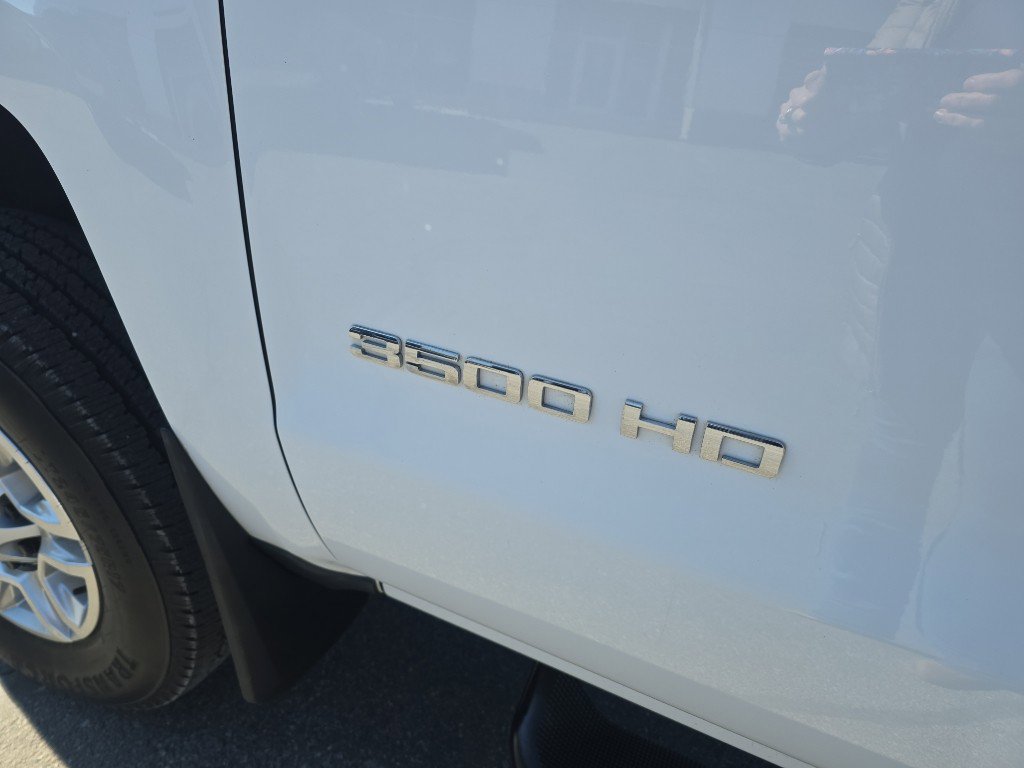 Used 2015 Chevrolet Silverado 3500 W/T image 13