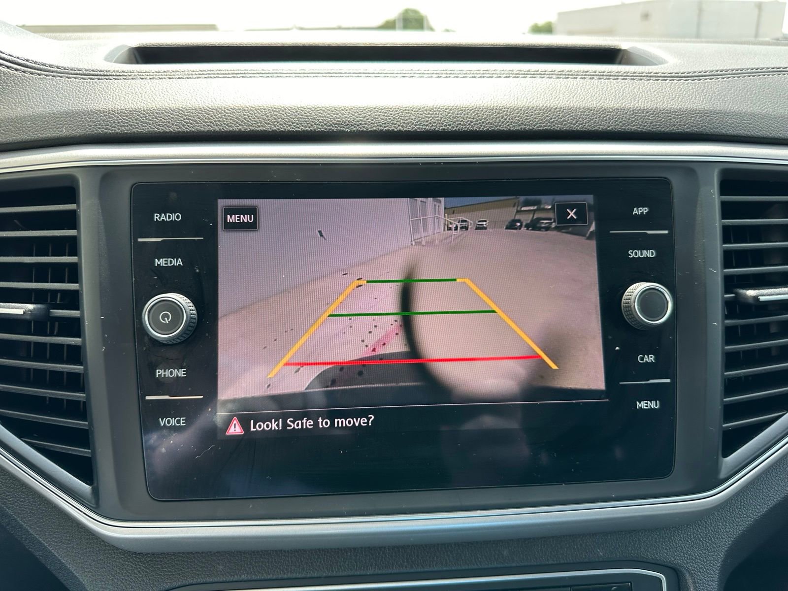 Used 2019 Volkswagen Atlas SE FWD image 8