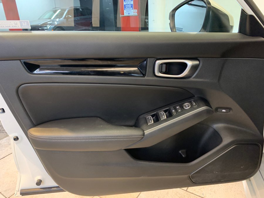 Used 2024 Honda Civic Touring image 14