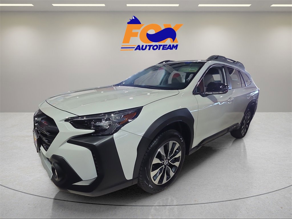 Used 2025 Subaru Outback Limited image 1