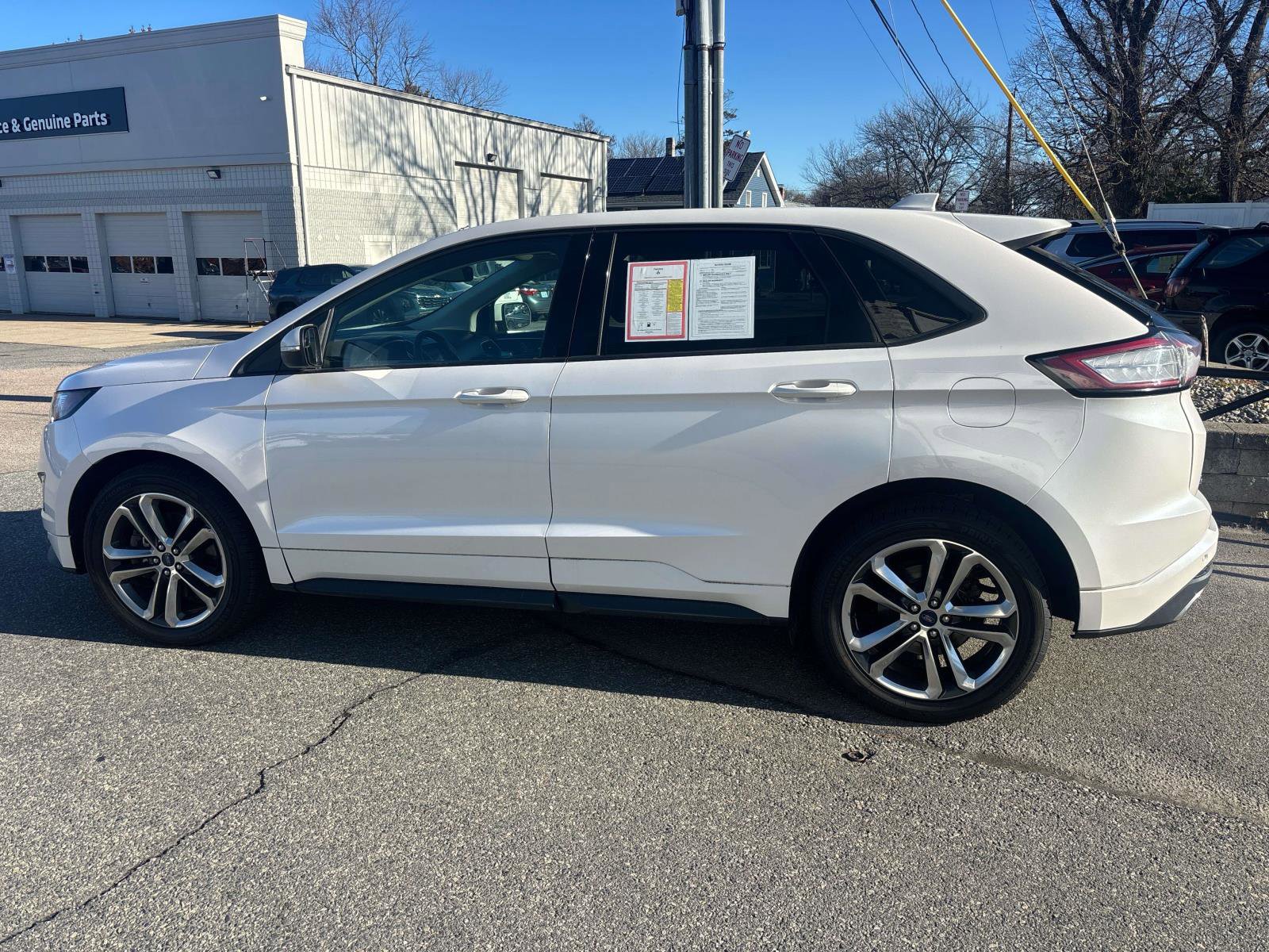 Used 2018 Ford Edge Sport w/ Technology Package image 2