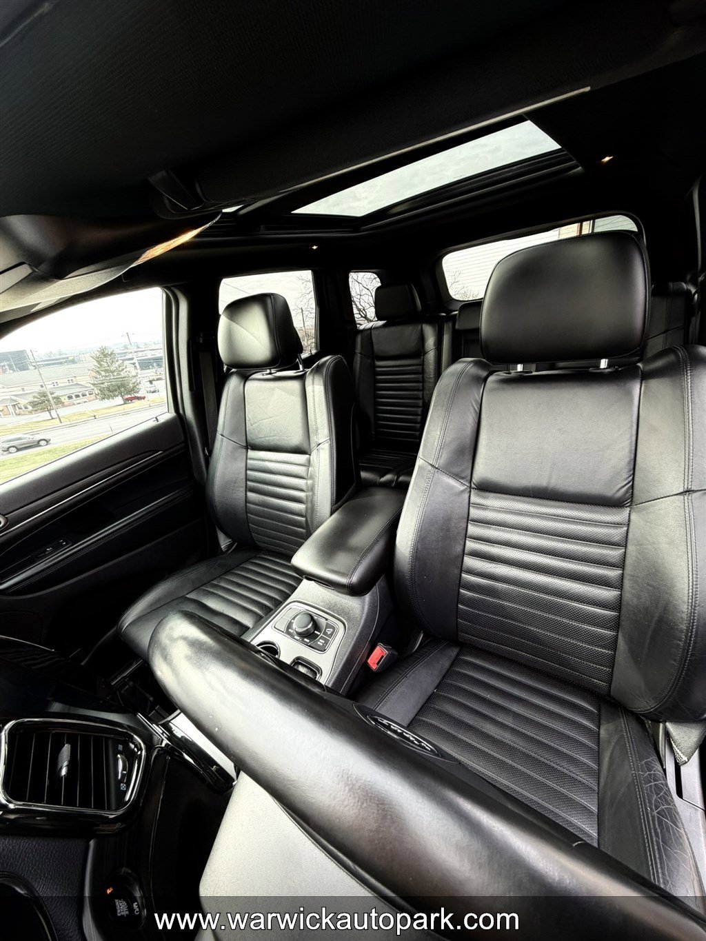 Used 2020 Jeep Grand Cherokee Limited X image 13