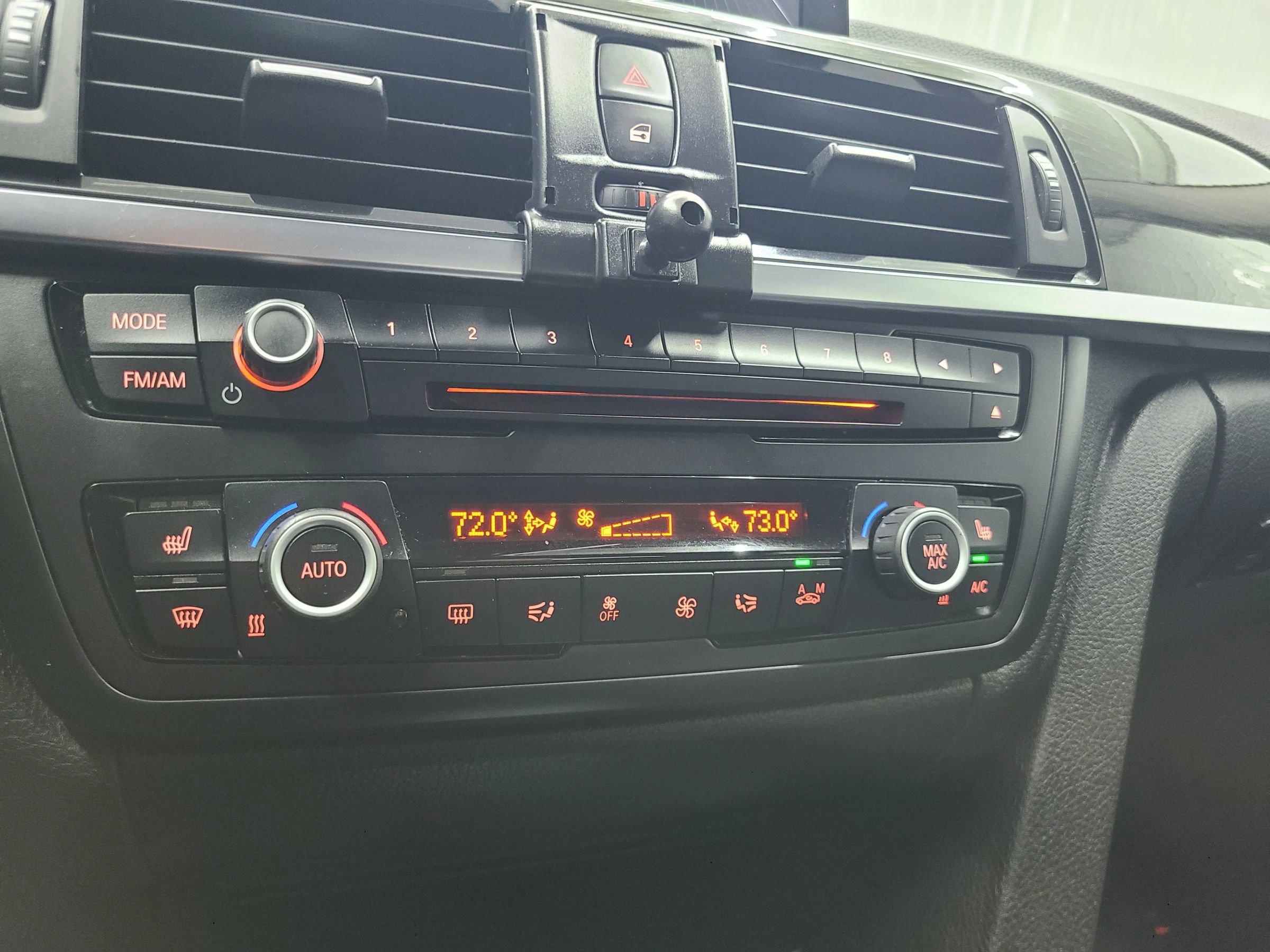 Used 2015 BMW 328i xDrive Sedan image 32