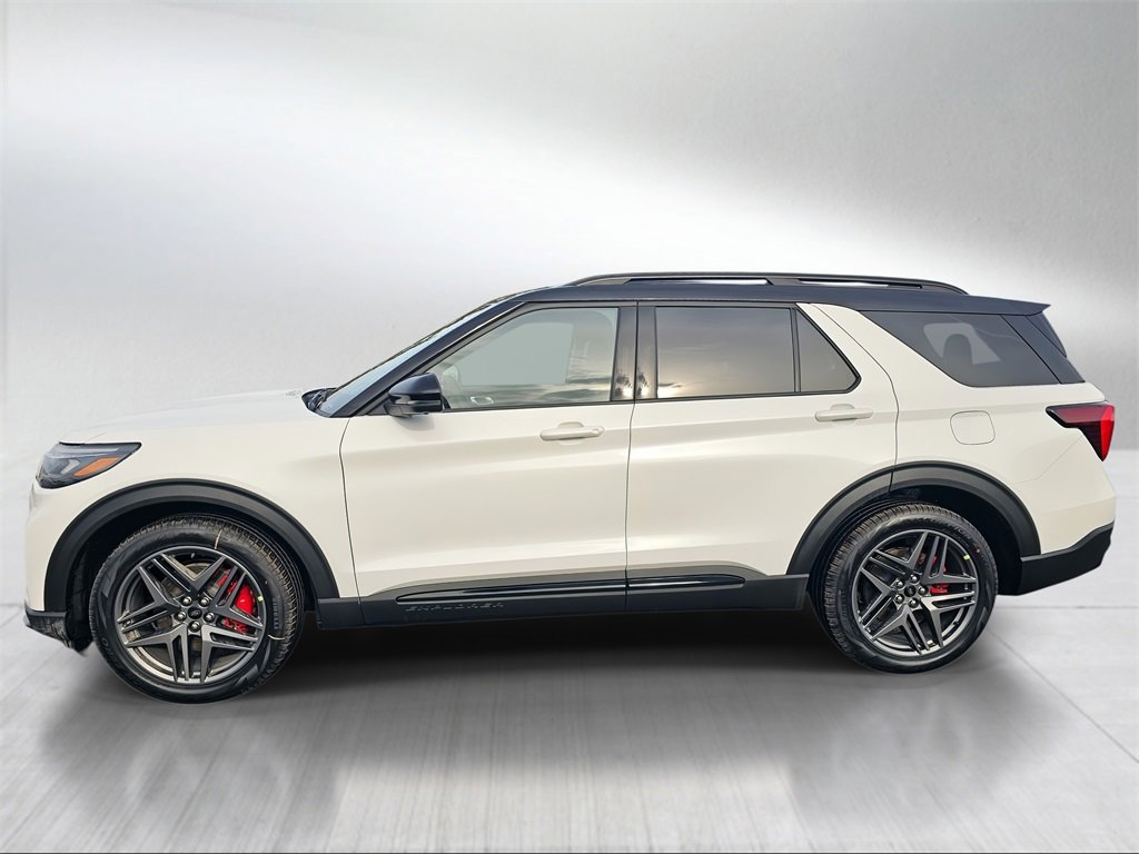 New 2026 Ford Explorer ST image 3