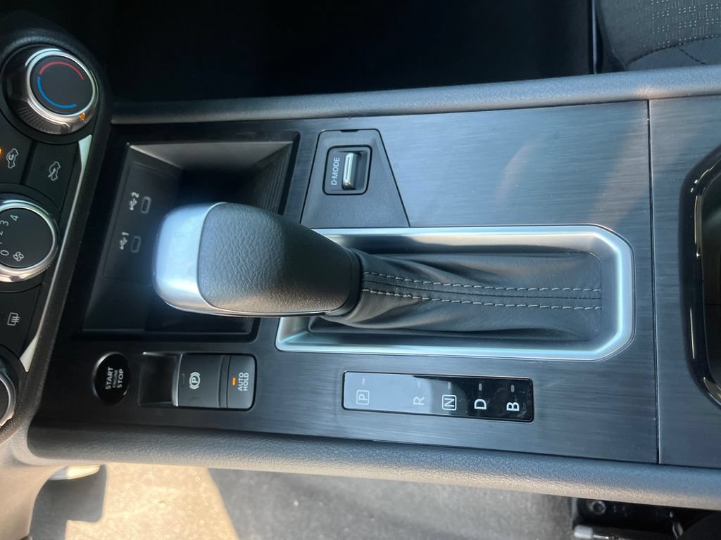 New 2027 Nissan Kicks S FWD image 25