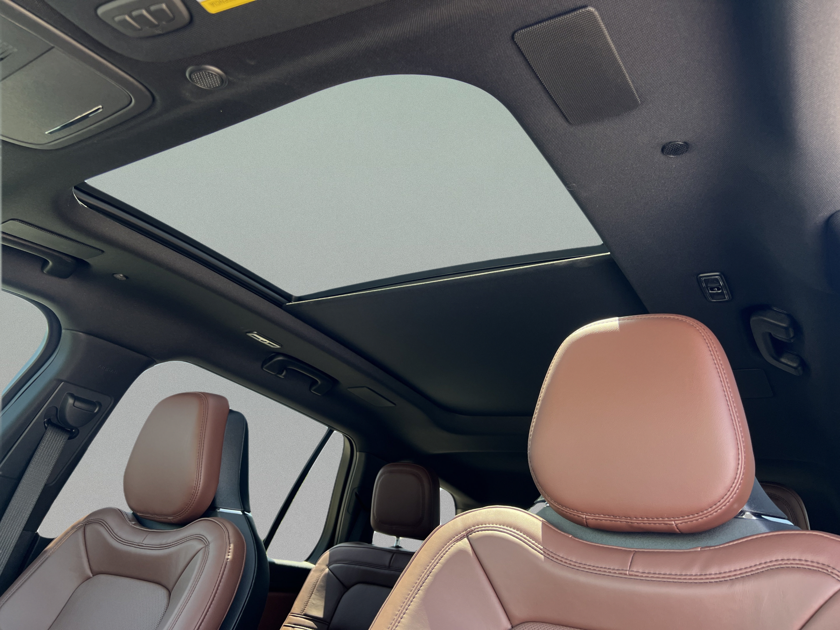 New 2026 Lincoln Aviator Reserve w/ Luxury Package RWD image 23