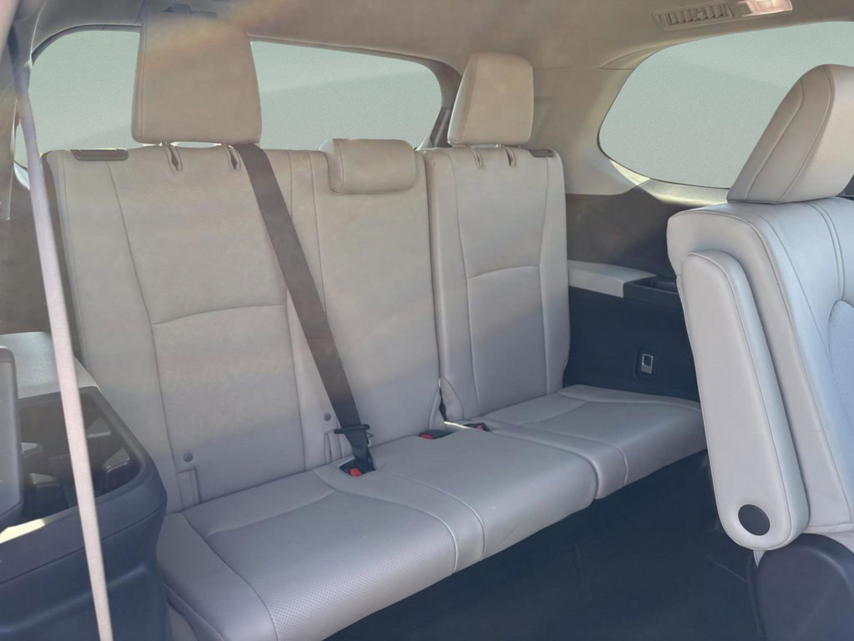 Certified 2024 Toyota Grand Highlander AWD image 36