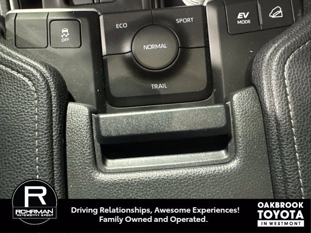 Used 2025 Toyota Grand Highlander AWD Hybrid image 12