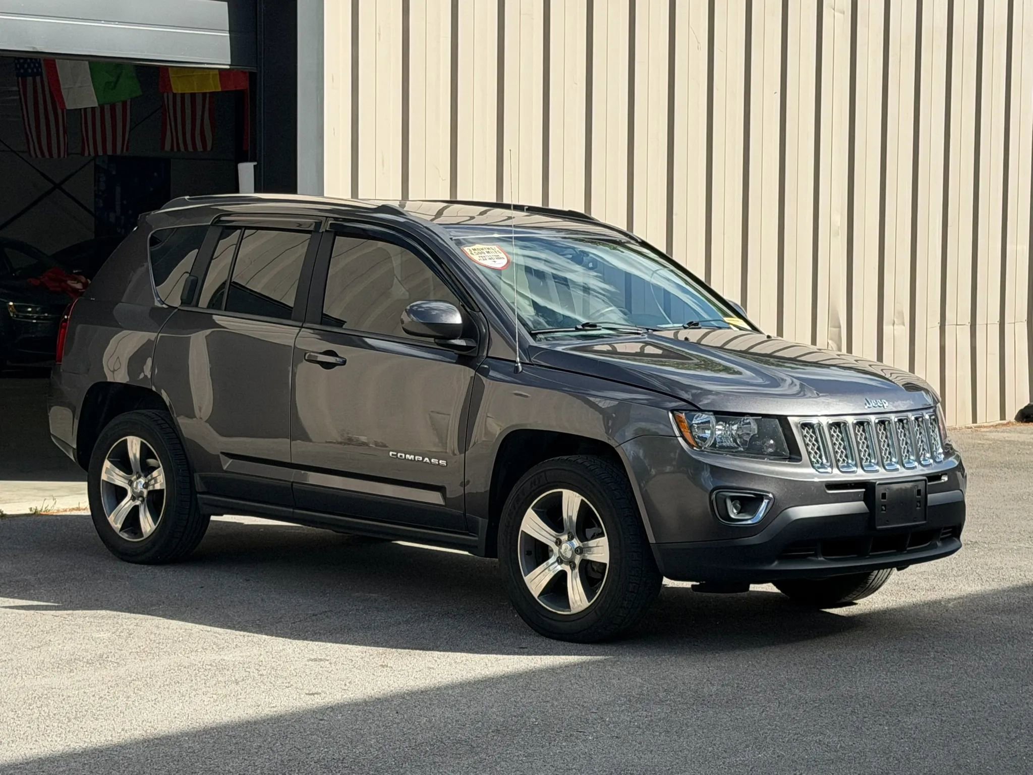 Used 2016 Jeep Compass High Altitude AWD/4WD image 1
