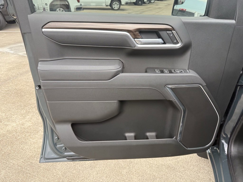 New 2026 Chevrolet Silverado 1500 LT image 24